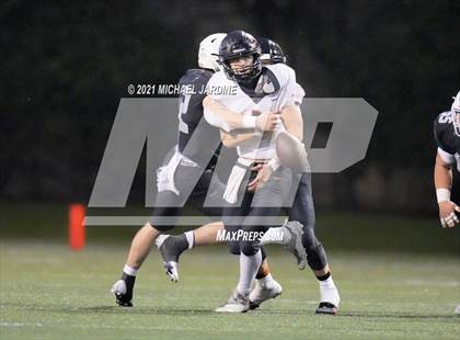 Thumbnail 3 in Eastside Catholic vs. Kennewick (WIAA 3A Semifinal) photogallery.