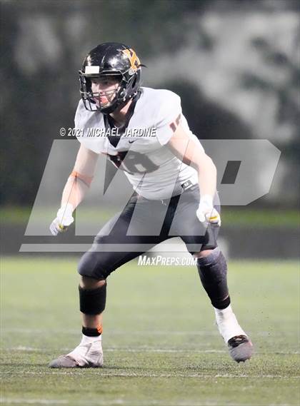 Thumbnail 1 in Eastside Catholic vs. Kennewick (WIAA 3A Semifinal) photogallery.