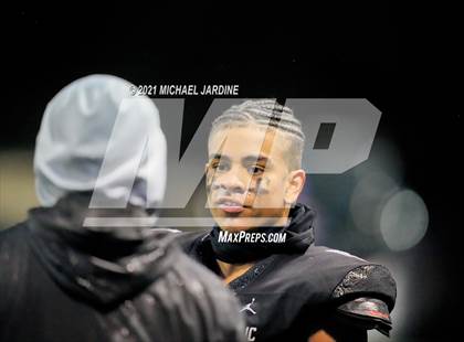 Thumbnail 2 in Eastside Catholic vs. Kennewick (WIAA 3A Semifinal) photogallery.
