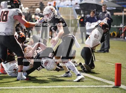 Thumbnail 3 in Eastside Catholic vs. Kennewick (WIAA 3A Semifinal) photogallery.
