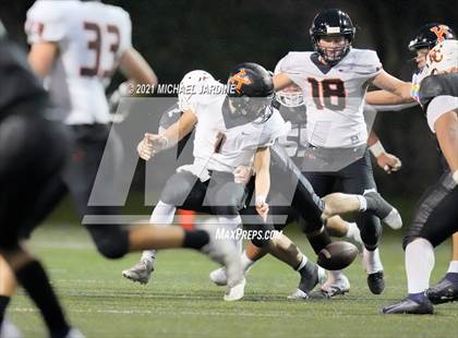 Thumbnail 1 in Eastside Catholic vs. Kennewick (WIAA 3A Semifinal) photogallery.