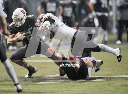 Thumbnail 3 in Eastside Catholic vs. Kennewick (WIAA 3A Semifinal) photogallery.