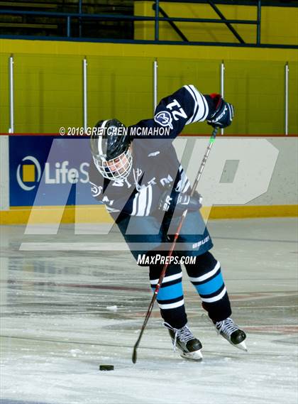 Thumbnail 2 in Wilton @ Stamford/Westhill photogallery.