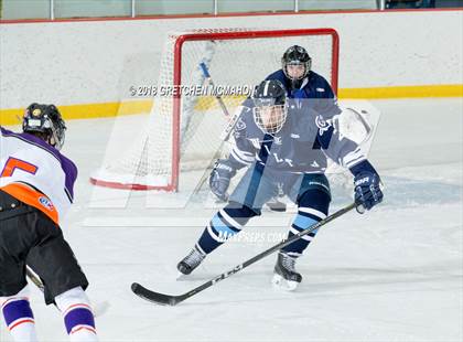 Thumbnail 1 in Wilton @ Stamford/Westhill photogallery.