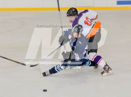 Thumbnail 2 in Wilton @ Stamford/Westhill photogallery.
