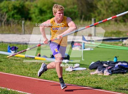Thumbnail 3 in Rosehill Eagle Relays (Pole Vault) photogallery.