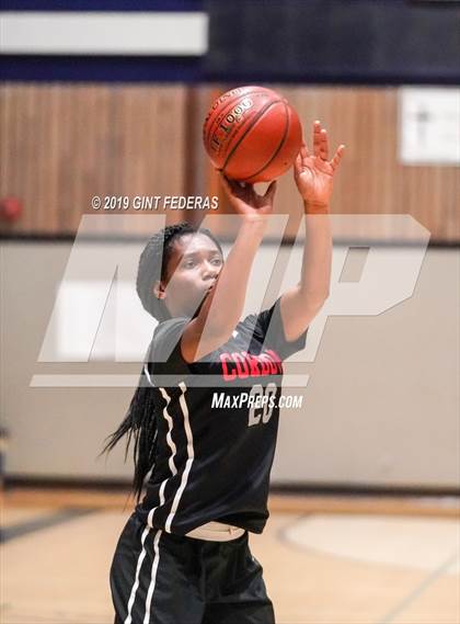 Thumbnail 1 in Aptos vs. Cordova (Marin Catholic Tournament) photogallery.
