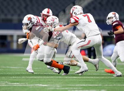 Thumbnail 3 in Tenaha vs. Muenster (UIL 2A Division 2 Final) photogallery.