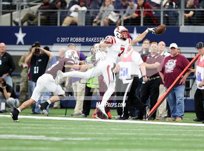 Thumbnail 2 in Tenaha vs. Muenster (UIL 2A Division 2 Final) photogallery.