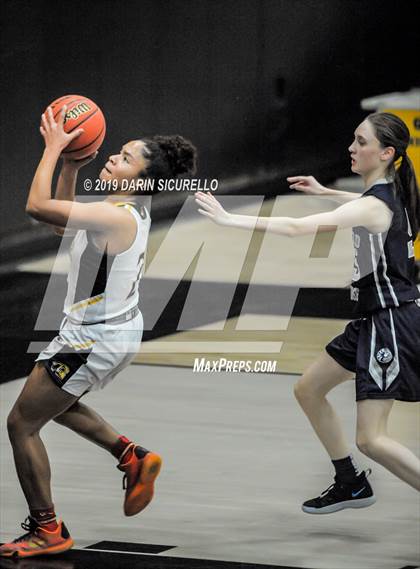 Thumbnail 2 in Ironwood Ridge @ Gilbert (AIA 5A Round 1 Playoff) photogallery.