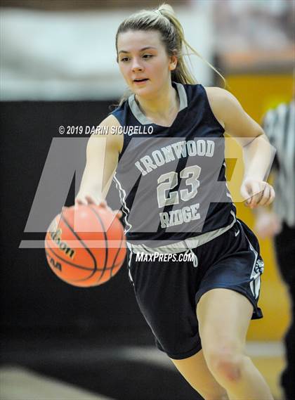 Thumbnail 2 in Ironwood Ridge @ Gilbert (AIA 5A Round 1 Playoff) photogallery.