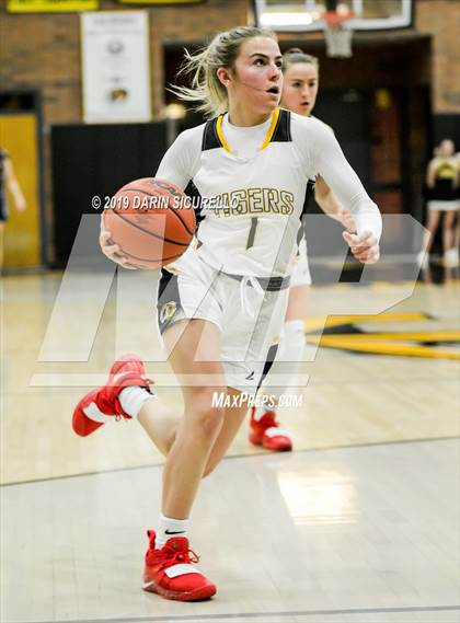 Thumbnail 2 in Ironwood Ridge @ Gilbert (AIA 5A Round 1 Playoff) photogallery.