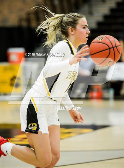 Thumbnail 2 in Ironwood Ridge @ Gilbert (AIA 5A Round 1 Playoff) photogallery.