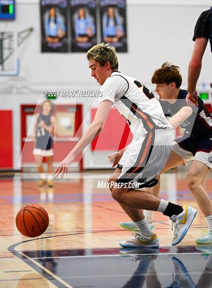 Thumbnail 2 in Stuart Hall vs. Half Moon Bay (Burlingame Lions Club Tournament) photogallery.