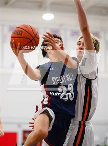 Thumbnail 2 in Stuart Hall vs. Half Moon Bay (Burlingame Lions Club Tournament) photogallery.
