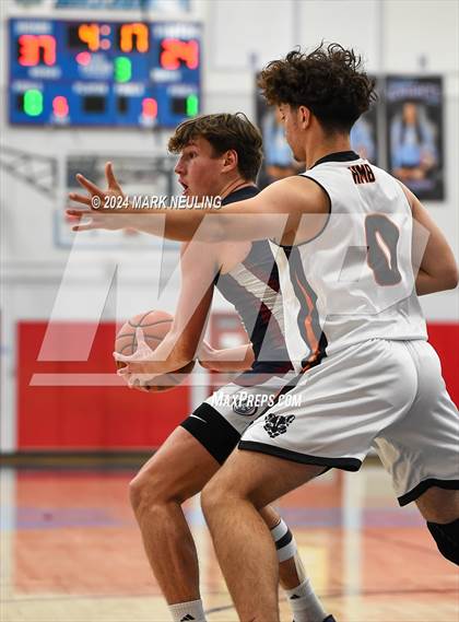 Thumbnail 3 in Stuart Hall vs. Half Moon Bay (Burlingame Lions Club Tournament) photogallery.