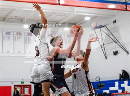 Thumbnail 2 in Stuart Hall vs. Half Moon Bay (Burlingame Lions Club Tournament) photogallery.