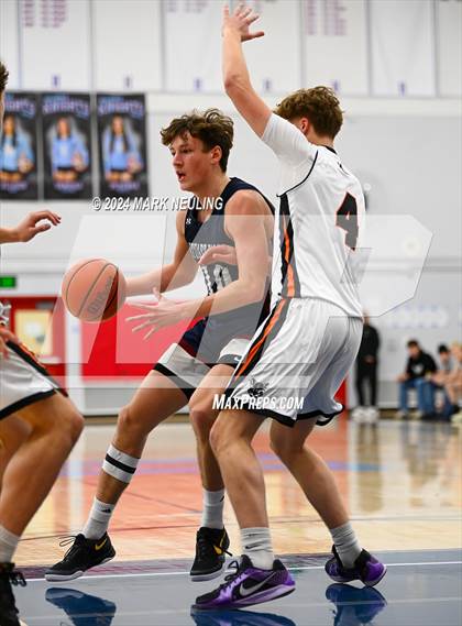 Thumbnail 3 in Stuart Hall vs. Half Moon Bay (Burlingame Lions Club Tournament) photogallery.
