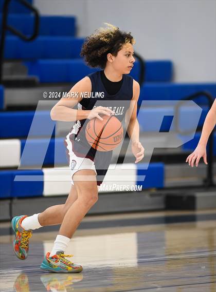 Thumbnail 2 in Stuart Hall vs. Half Moon Bay (Burlingame Lions Club Tournament) photogallery.