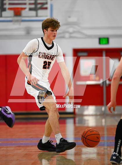 Thumbnail 1 in Stuart Hall vs. Half Moon Bay (Burlingame Lions Club Tournament) photogallery.