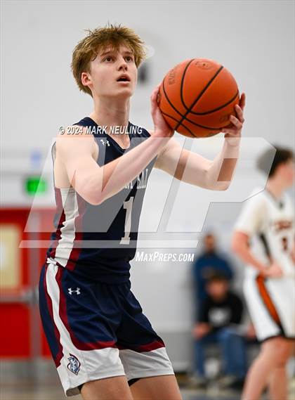 Thumbnail 2 in Stuart Hall vs. Half Moon Bay (Burlingame Lions Club Tournament) photogallery.