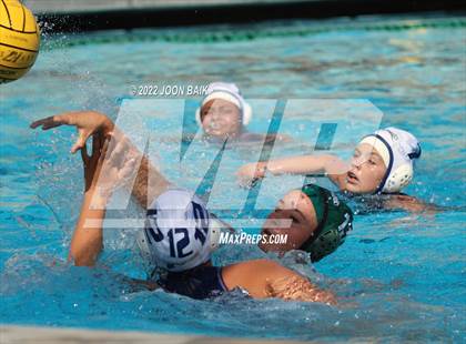 Thumbnail 2 in JV: Palo Alto vs Leland (Saint Francis JV Invitational) photogallery.