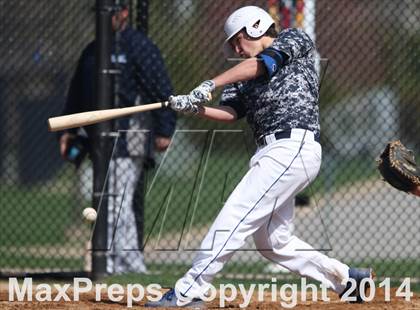 Thumbnail 3 in St. Mary's vs. St. Dominic photogallery.