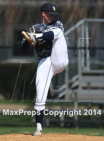 Thumbnail 1 in St. Mary's vs. St. Dominic photogallery.