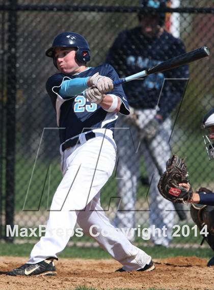 Thumbnail 3 in St. Mary's vs. St. Dominic photogallery.