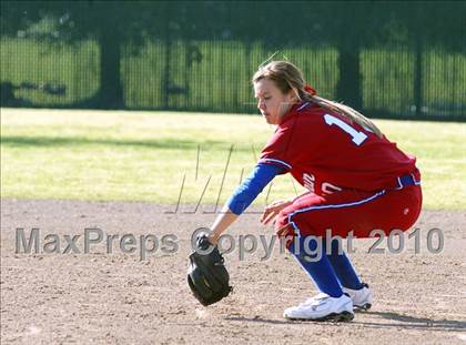 Thumbnail 3 in Frontier vs. Buchanan photogallery.