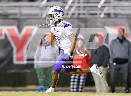Thumbnail 3 in Hillcrest vs. Ridge View (SCHSL Class AAAAA 2nd Round Playoff) photogallery.