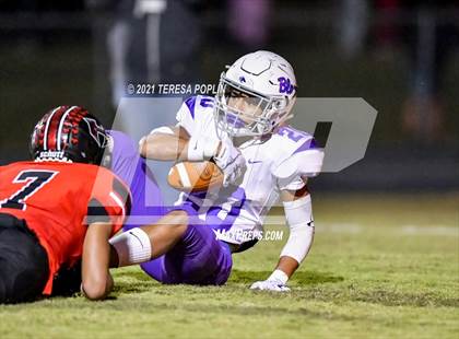 Thumbnail 3 in Hillcrest vs. Ridge View (SCHSL Class AAAAA 2nd Round Playoff) photogallery.