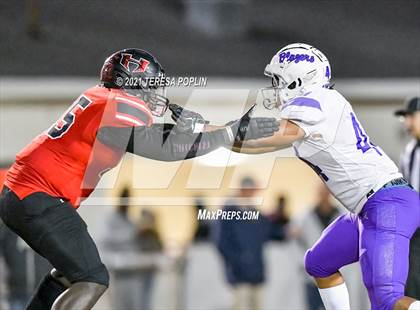 Thumbnail 1 in Hillcrest vs. Ridge View (SCHSL Class AAAAA 2nd Round Playoff) photogallery.
