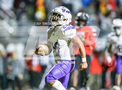 Thumbnail 3 in Hillcrest vs. Ridge View (SCHSL Class AAAAA 2nd Round Playoff) photogallery.