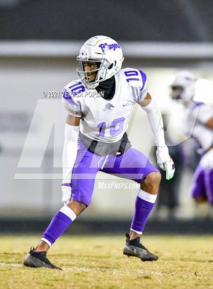 Thumbnail 2 in Hillcrest vs. Ridge View (SCHSL Class AAAAA 2nd Round Playoff) photogallery.