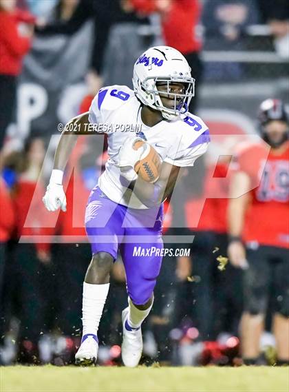Thumbnail 1 in Hillcrest vs. Ridge View (SCHSL Class AAAAA 2nd Round Playoff) photogallery.
