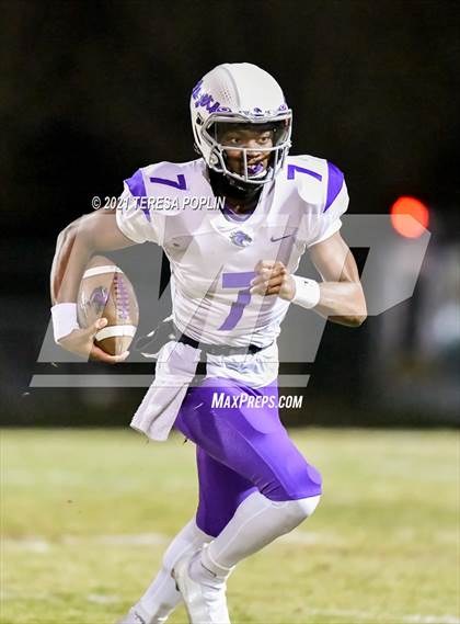Thumbnail 2 in Hillcrest vs. Ridge View (SCHSL Class AAAAA 2nd Round Playoff) photogallery.