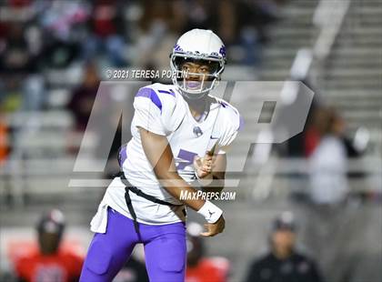 Thumbnail 1 in Hillcrest vs. Ridge View (SCHSL Class AAAAA 2nd Round Playoff) photogallery.