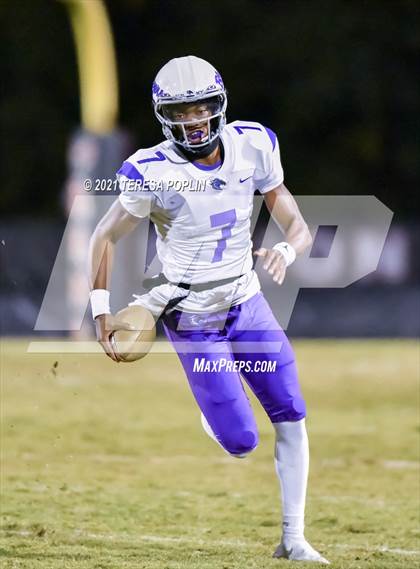 Thumbnail 1 in Hillcrest vs. Ridge View (SCHSL Class AAAAA 2nd Round Playoff) photogallery.
