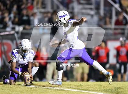 Thumbnail 2 in Hillcrest vs. Ridge View (SCHSL Class AAAAA 2nd Round Playoff) photogallery.