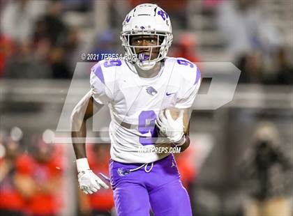 Thumbnail 1 in Hillcrest vs. Ridge View (SCHSL Class AAAAA 2nd Round Playoff) photogallery.