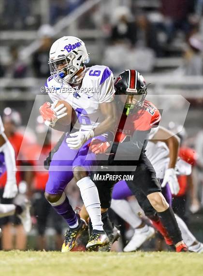 Thumbnail 1 in Hillcrest vs. Ridge View (SCHSL Class AAAAA 2nd Round Playoff) photogallery.