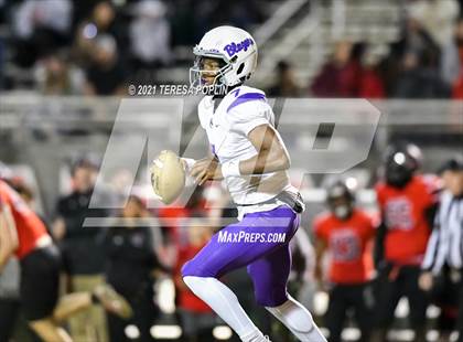 Thumbnail 3 in Hillcrest vs. Ridge View (SCHSL Class AAAAA 2nd Round Playoff) photogallery.