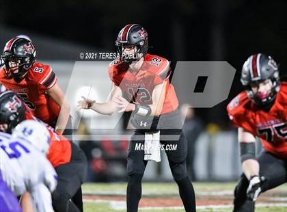 Thumbnail 2 in Hillcrest vs. Ridge View (SCHSL Class AAAAA 2nd Round Playoff) photogallery.