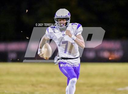 Thumbnail 2 in Hillcrest vs. Ridge View (SCHSL Class AAAAA 2nd Round Playoff) photogallery.
