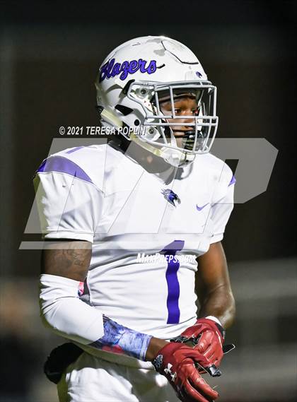 Thumbnail 3 in Hillcrest vs. Ridge View (SCHSL Class AAAAA 2nd Round Playoff) photogallery.