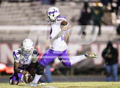 Thumbnail 1 in Hillcrest vs. Ridge View (SCHSL Class AAAAA 2nd Round Playoff) photogallery.
