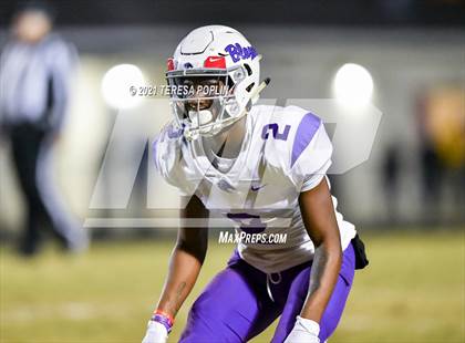 Thumbnail 3 in Hillcrest vs. Ridge View (SCHSL Class AAAAA 2nd Round Playoff) photogallery.