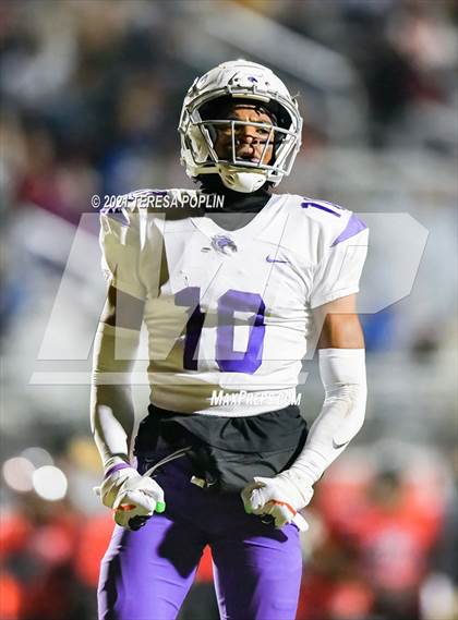 Thumbnail 2 in Hillcrest vs. Ridge View (SCHSL Class AAAAA 2nd Round Playoff) photogallery.