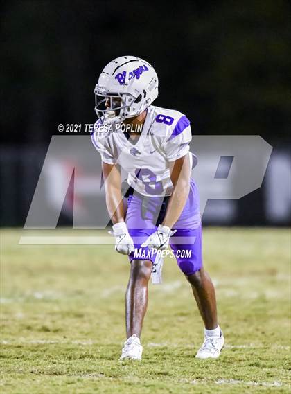 Thumbnail 1 in Hillcrest vs. Ridge View (SCHSL Class AAAAA 2nd Round Playoff) photogallery.